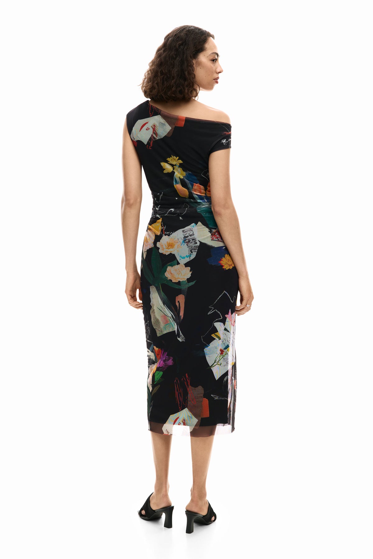 Vestido Desigual Delaware Mujer 26SWVK292000