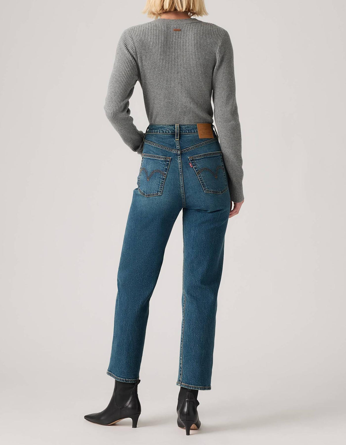 Jean Levis Mujer Ribcage Straight 236029