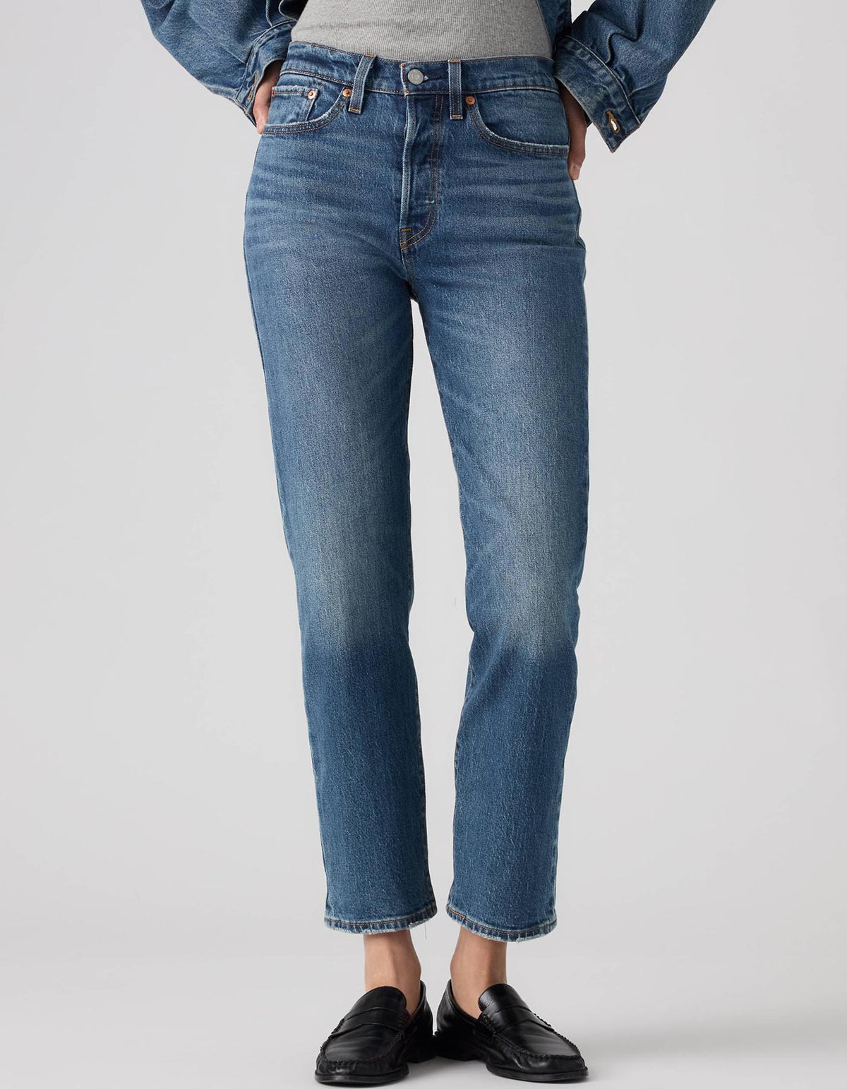Jean Levis Mujer Wedgie Straight 235490